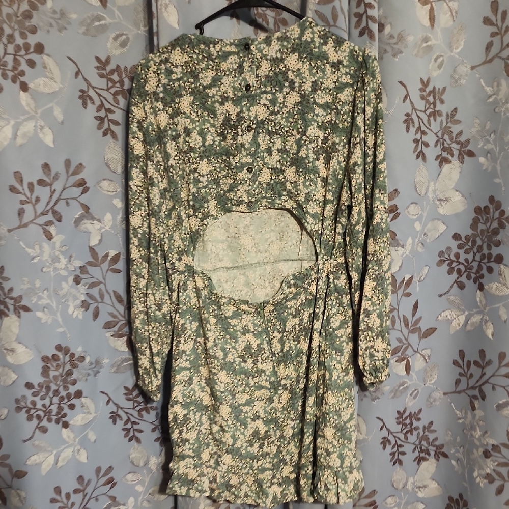 Rewind Multicolor Floral Top - Picture 5 of 7